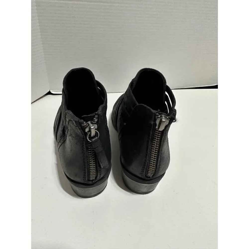 BareTraps black goldie Ankle boots Criss Cross Boho zip up size 6 NWOT